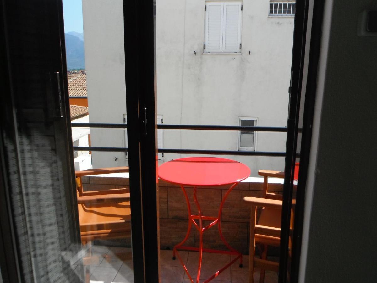 Orfeas Rooms Vasiliki  Ngoại thất bức ảnh