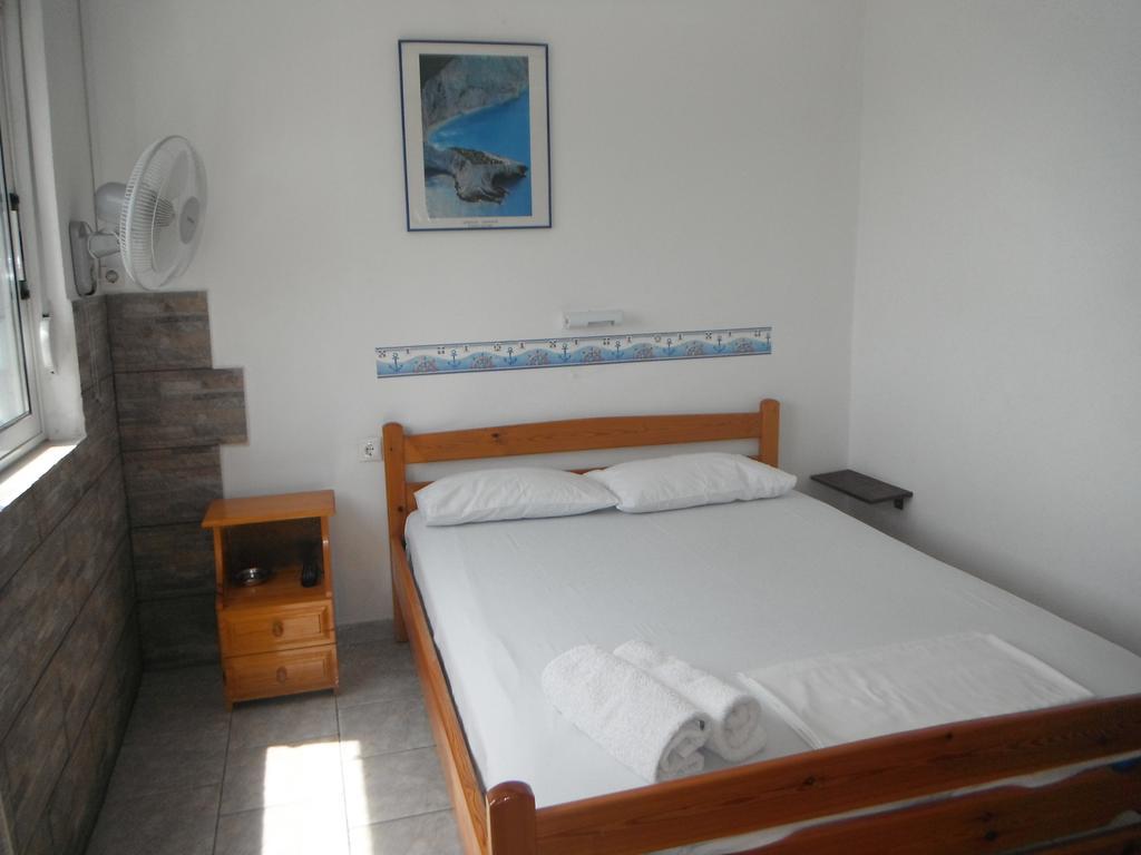 Orfeas Rooms Vasiliki  Phòng bức ảnh